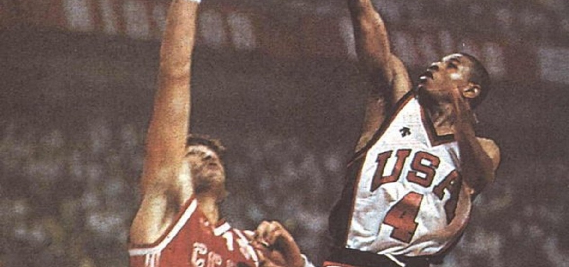 Muggsy Bogues Arvydas Sabonis