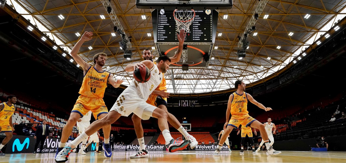 Bourousis Reyes 2020