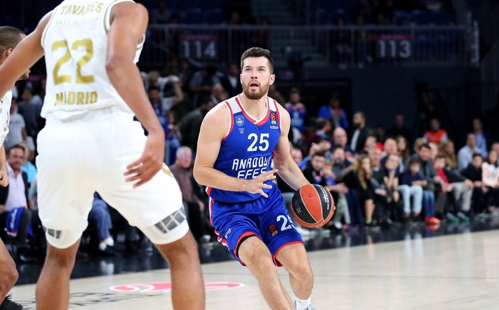 Alec Peters