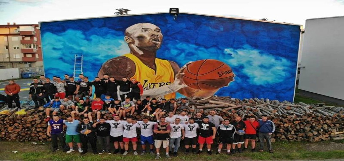 kobymural