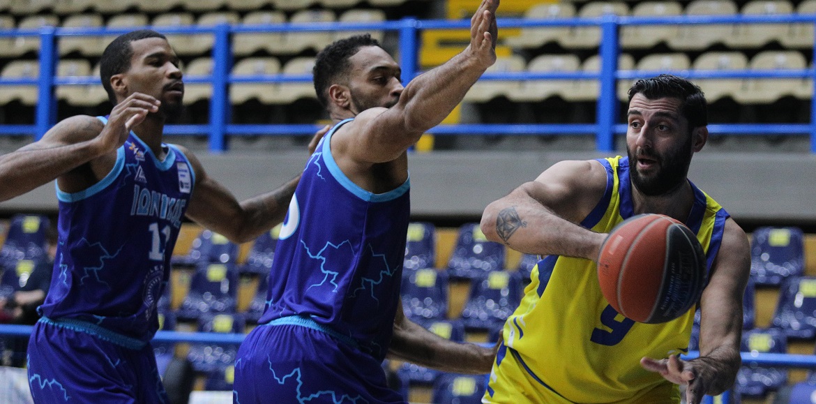 BASKET LEAGUE 2020-2021 / ÐÅÑÉÓÔÅÑÉ - ÉÙÍÉÊÏÓ (ÖÙÔÏÃÑÁÖÉÁ:  ÌÁÑÊÏÓ ×ÏÕÆÏÕÑÇÓ / EUROKINISSI)