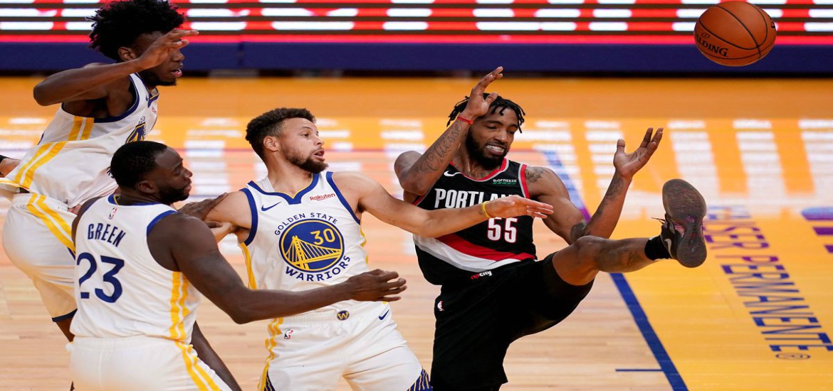 curry_green_warriors_blazers