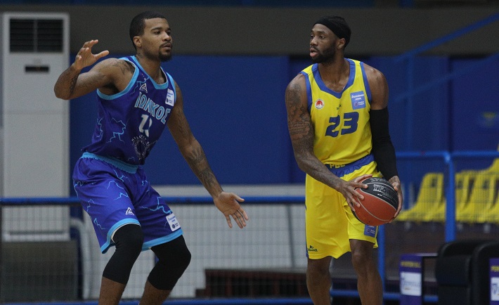 BASKET LEAGUE 2020-2021 / ÐÅÑÉÓÔÅÑÉ - ÉÙÍÉÊÏÓ (ÖÙÔÏÃÑÁÖÉÁ:  ÌÁÑÊÏÓ ×ÏÕÆÏÕÑÇÓ / EUROKINISSI)