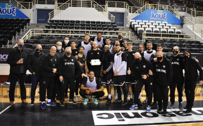 paok tourta kaklamanakis