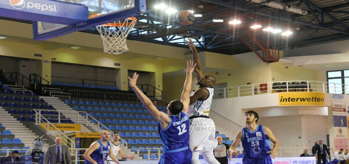 tumba_kolossos