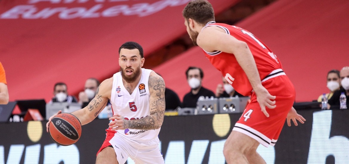 james-vezenkov-cska-olympiacos