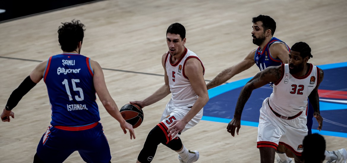 larentzakis-efes-olympiacos-el