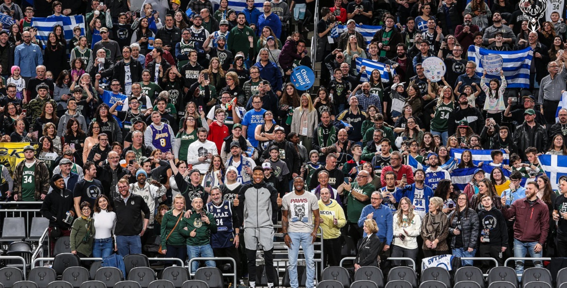 giannis-thanasis-elliniki-exedra