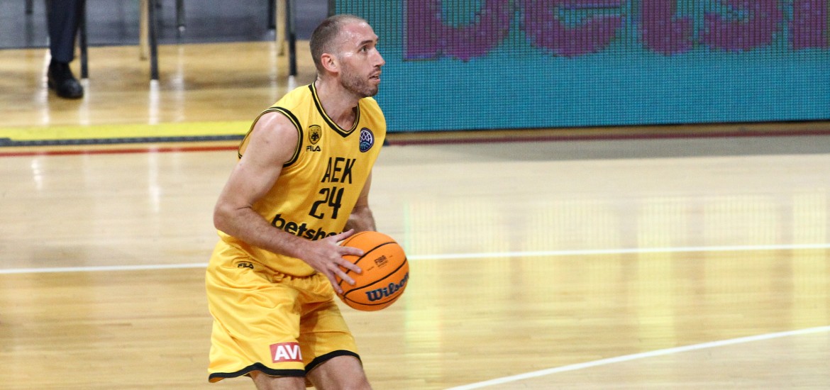 lojeski-aek