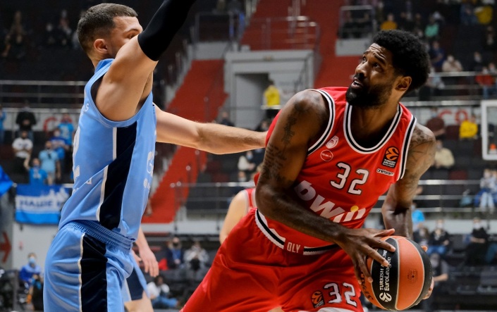 octavius-ellis-olympiacos-piraeus-eb20