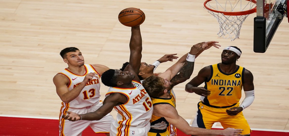 capela_hawks_pacers