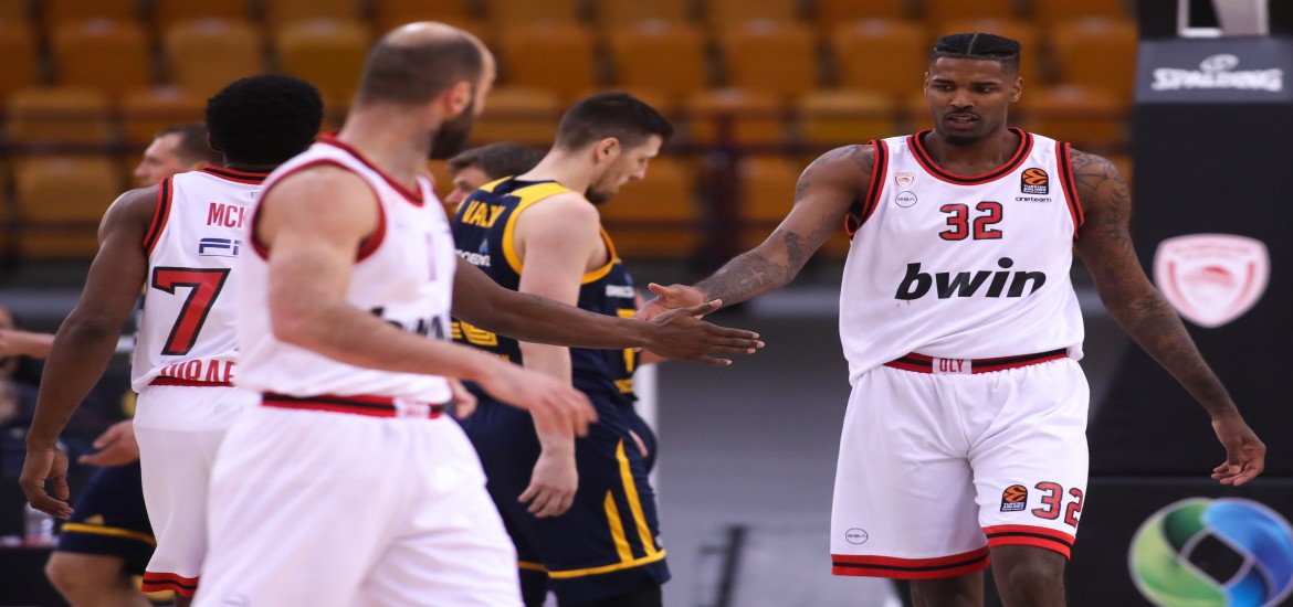 ellis_olympiacos_khimki
