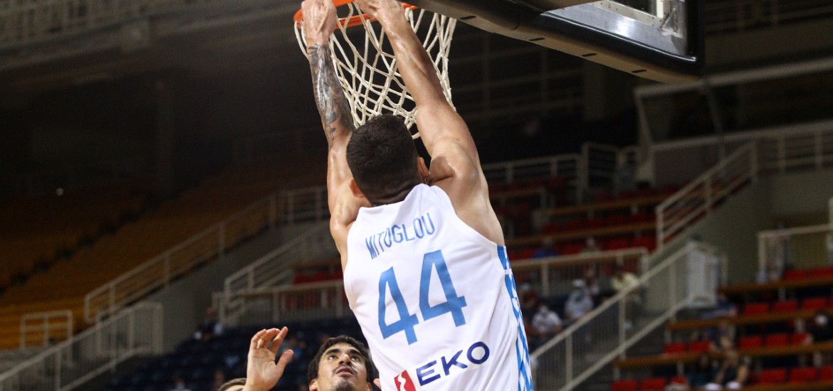 mitoglou-hellas-puerto