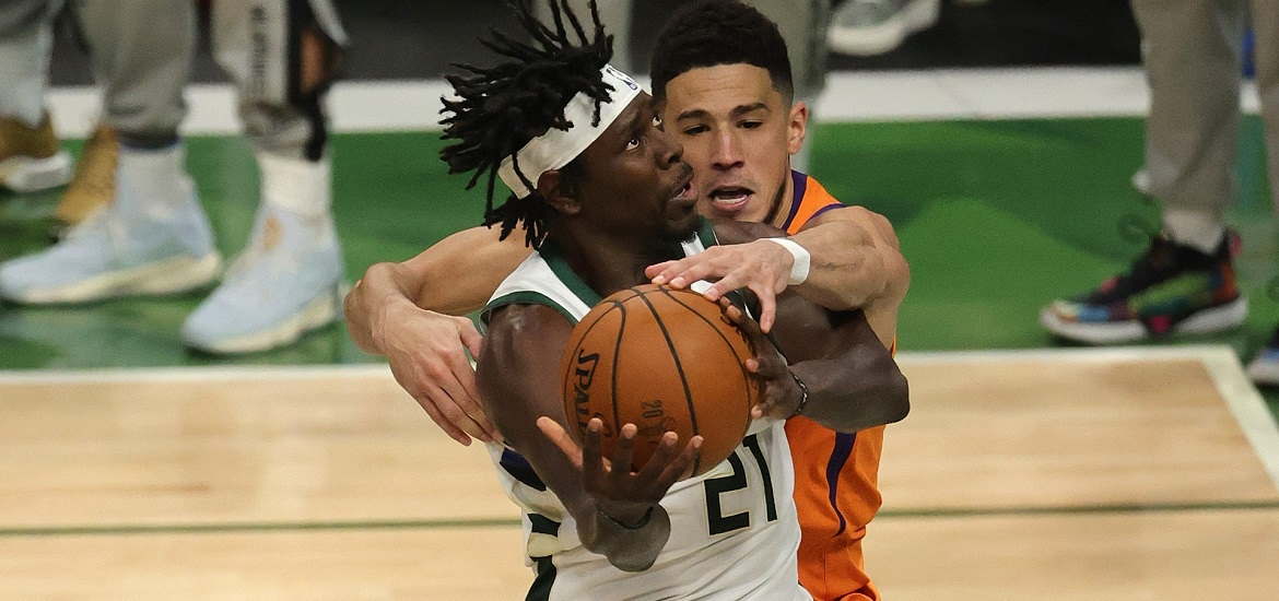 Holiday Booker