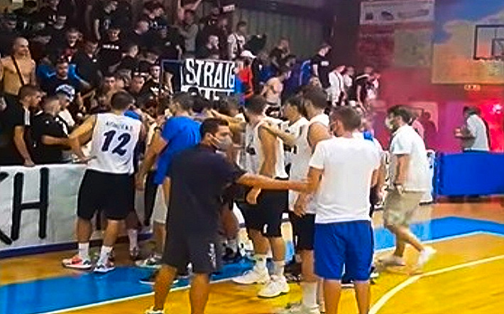 aigaleo-efaoz-kosmos-paiktes-kipello