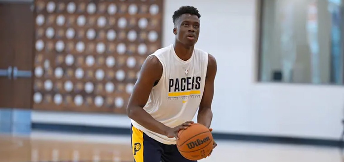 alex-antetokounmpo
