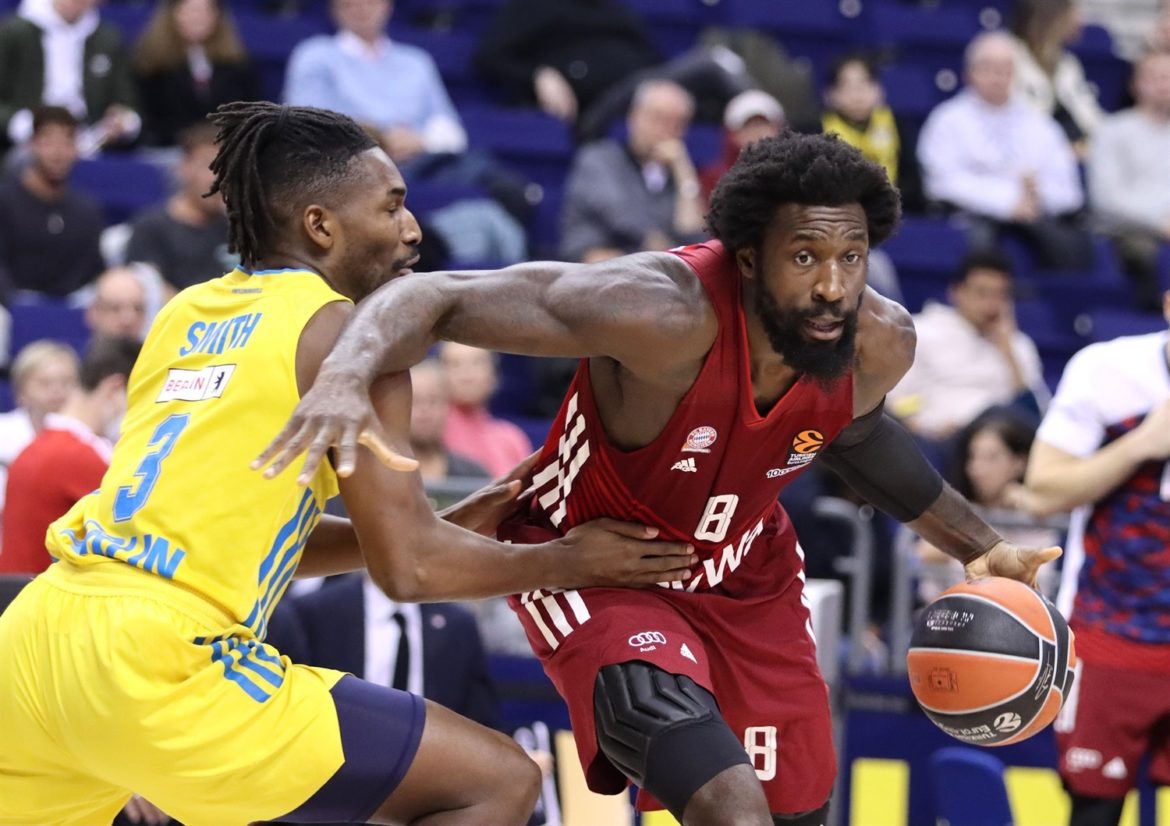 othello-hunter-fc-bayern-munich-eb21