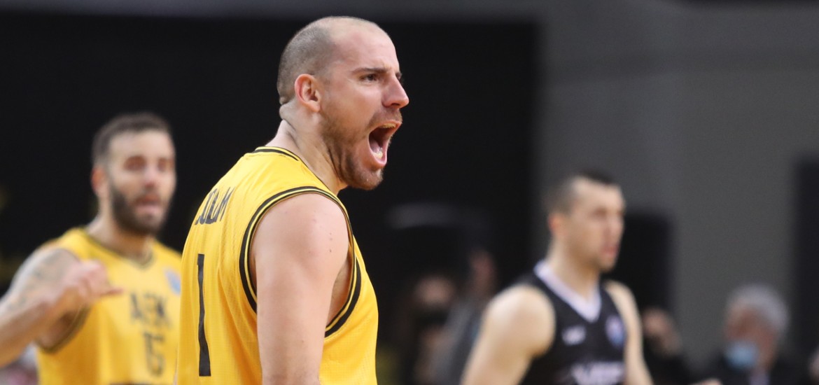 colom-fwnes-aek-riga