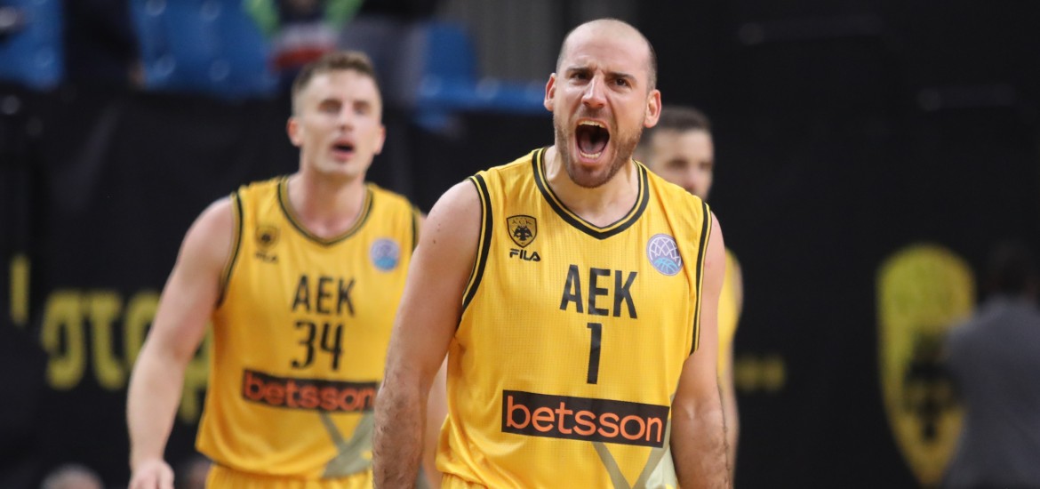 colom-game-aek-riga