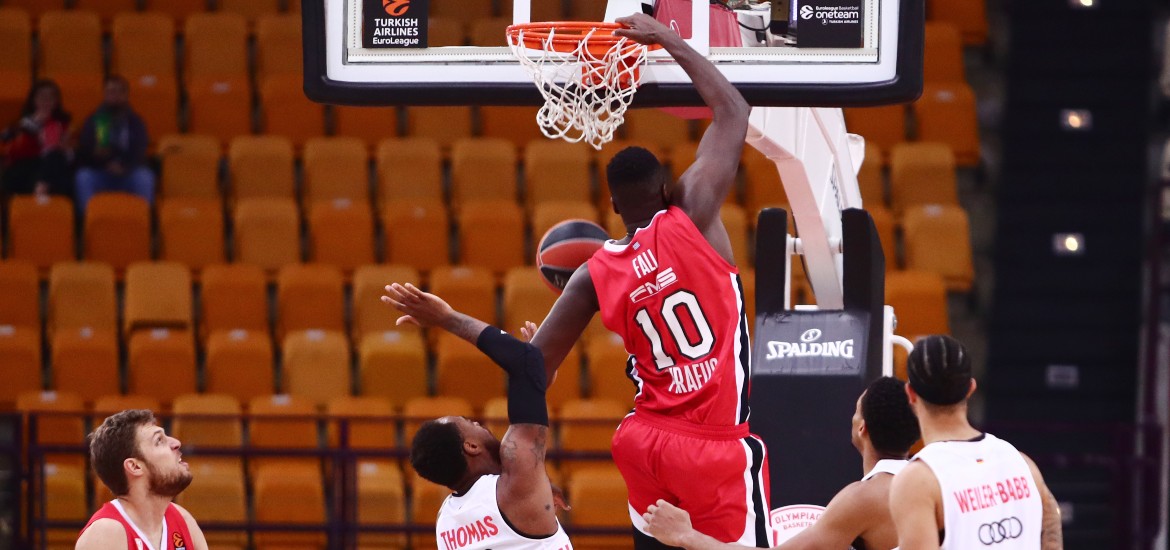 fall-dunk-oly-bayern