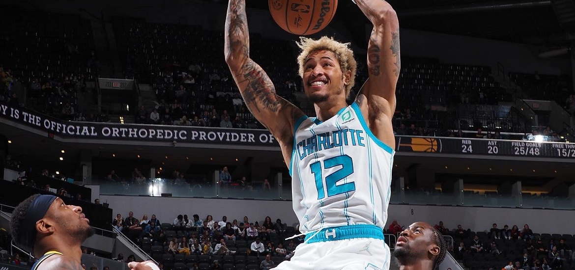 Kelly Oubre Jr.
