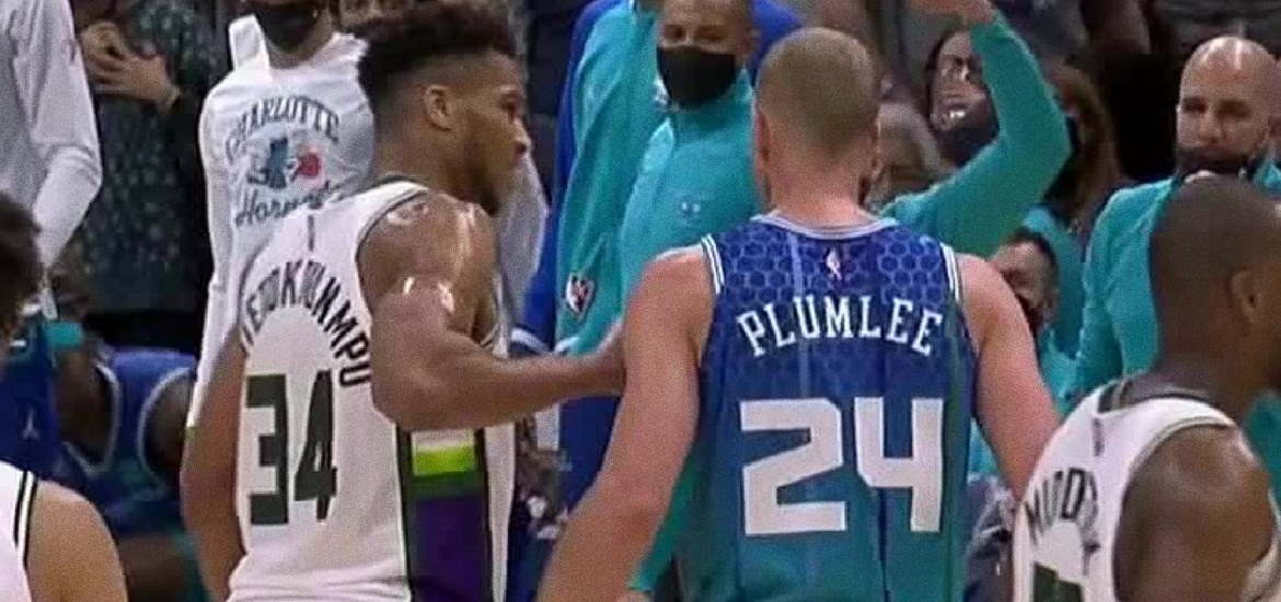 Antetokounmpo Plumlee