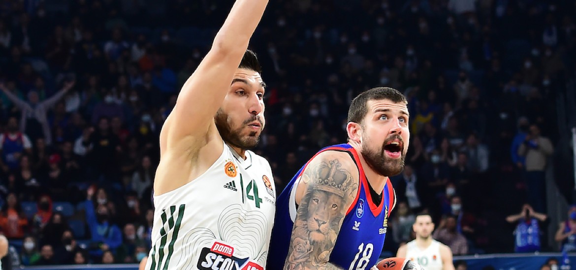 moerman-kaselakis-efes-pao
