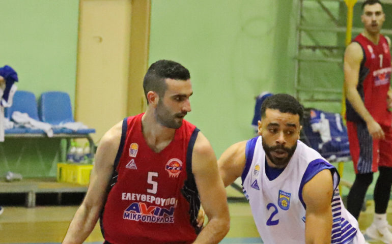 Ελευθερούπολη : Συνεχίζει και ο Ναούμης | | Basketa.gr