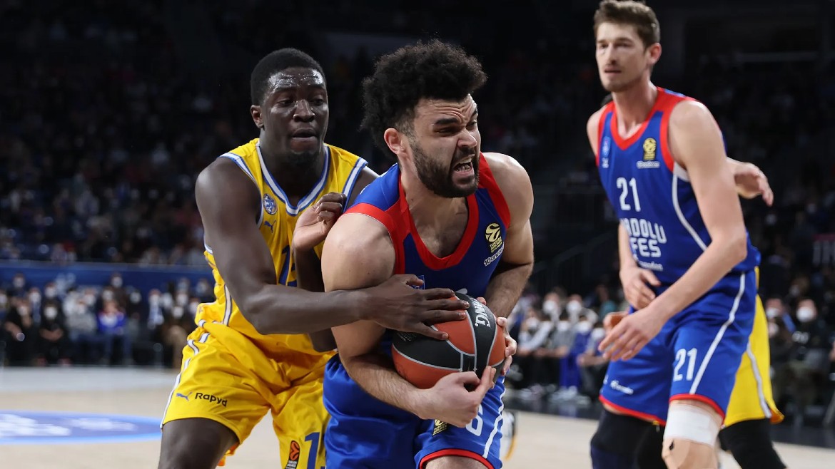 bryant-maccabi