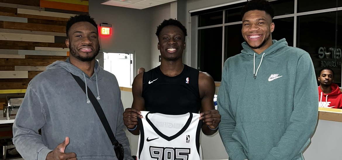 Giannis Thanasis Alex Antetokounmpo