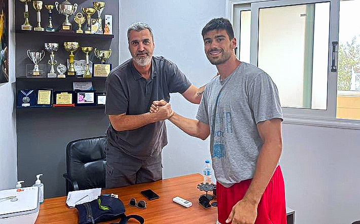 nakis-ermis-sximatariou_layer_copy