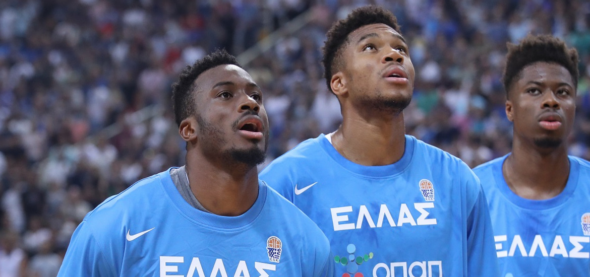 adedokounbros-ethniki-imnos