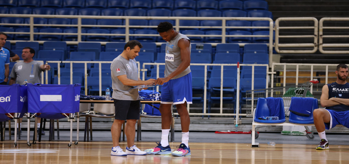 antentokoumoo-itoudis-ethniki-proti