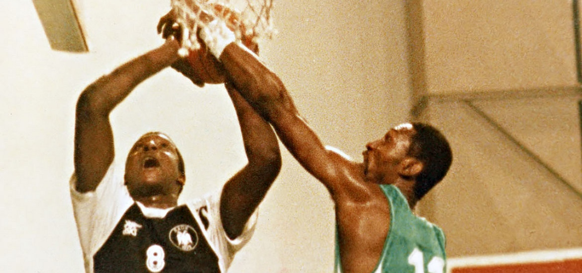 PAO-PAOK Jones vs Jones