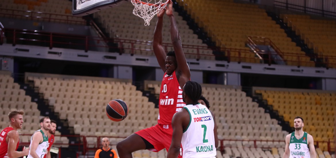 fall-dunk-oly-zalgiris