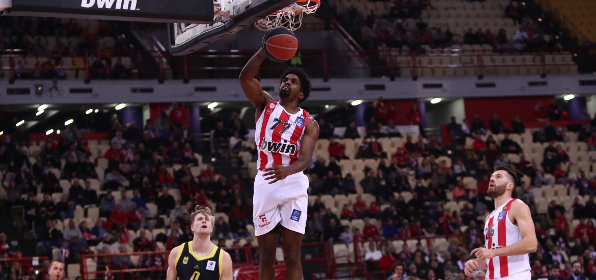 mckissic-dunk-oly-aris