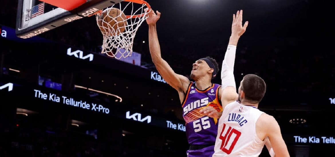 Darius Bazley