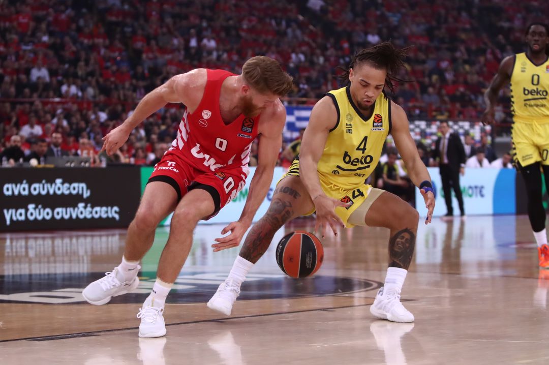 carsen-edwards-oly-fener