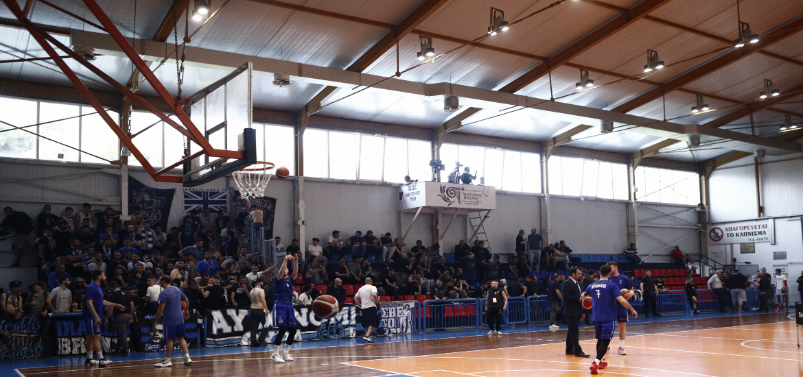 iraklis-exedra-eryhtraia