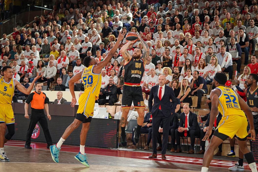 mike_james-monaco-maccabi