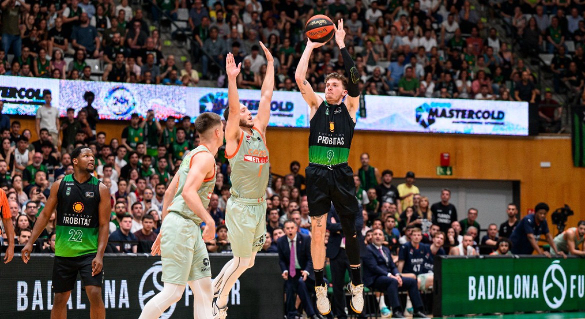 kyle guy 4