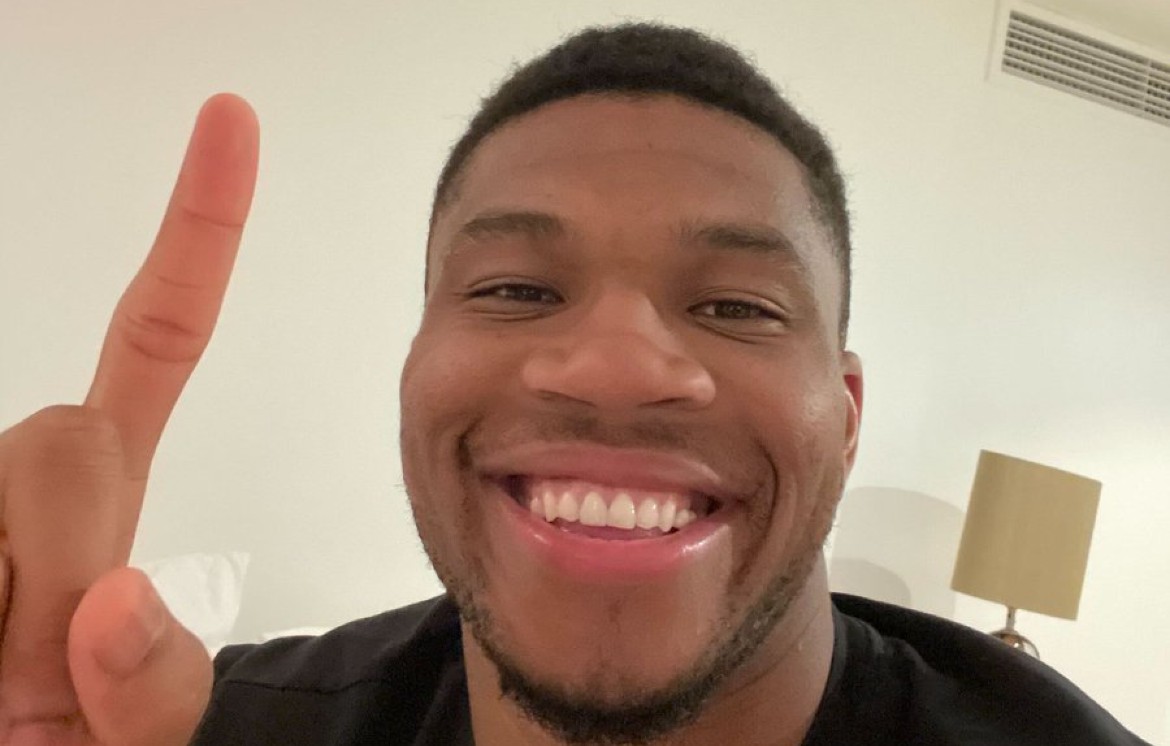 giannis antetokounmpo 2