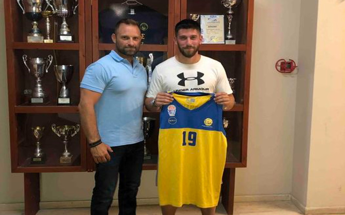 arxos-stefanos-argonaftis-rafinas-welcome