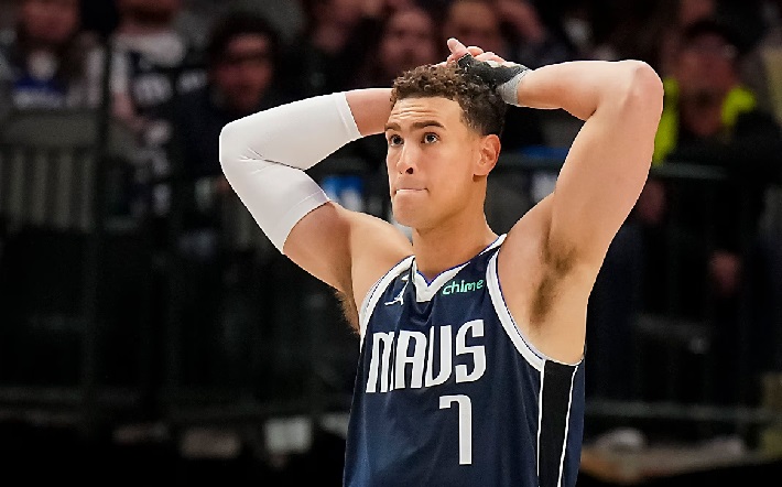 Dwight Powell