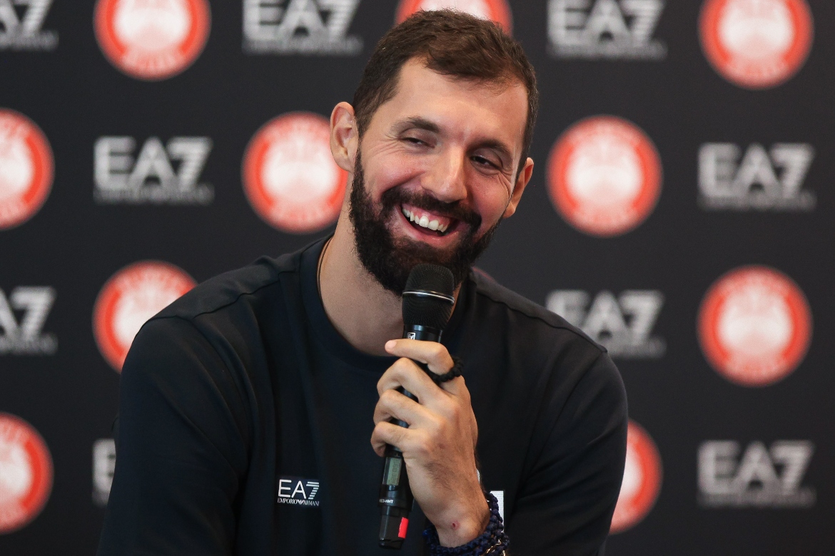 NIKOLA MIROTIC ARMANI MILANO PRESS 2023