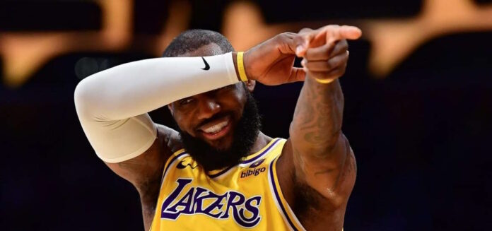 Λεμπρόν LeBron James