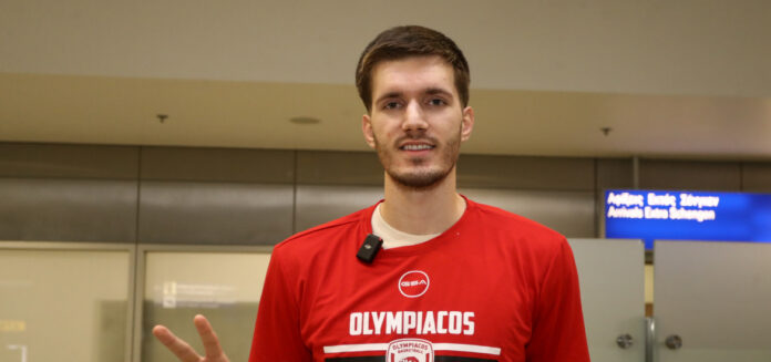 petrousef-afixi-olympiakos