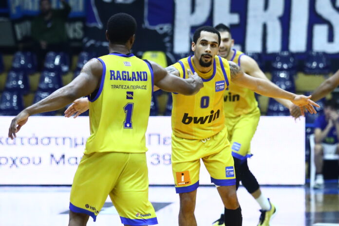 peristeriaek24-12-23mhtrouragland