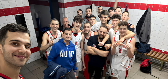 ikaros-kallitheas-omadiki-apoditria-panigiriki