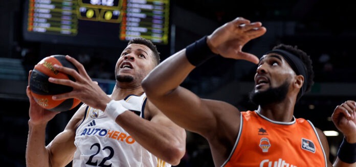 tavares-davis-real-madrid-valencia